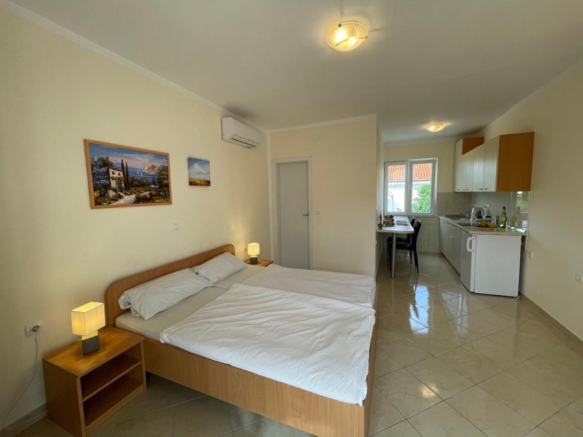 Novalja Apartments By Nena Ngoại thất bức ảnh