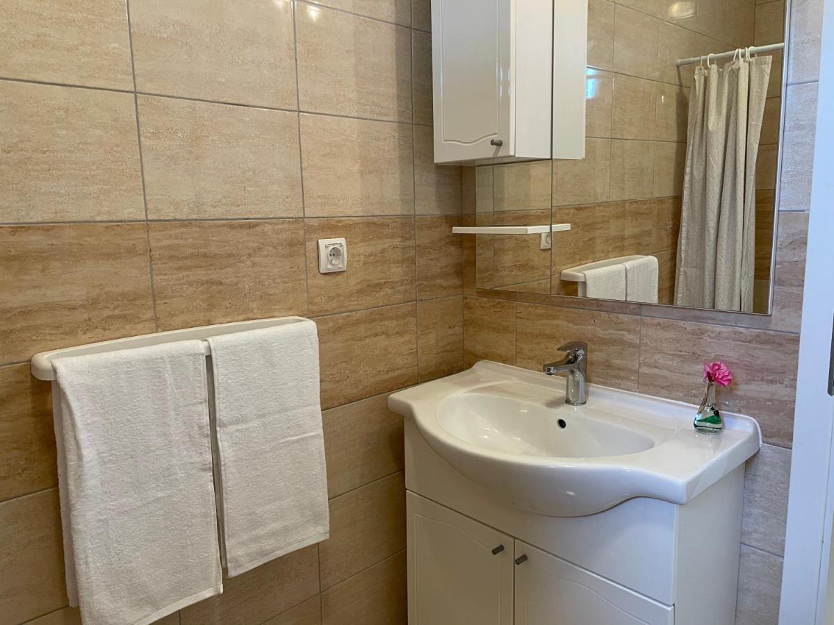 Novalja Apartments By Nena Ngoại thất bức ảnh