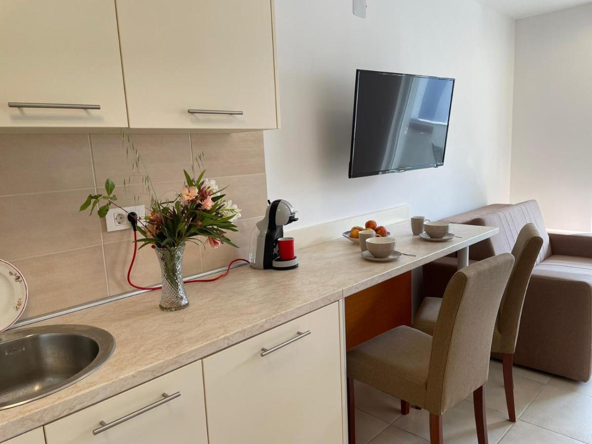Novalja Apartments By Nena Ngoại thất bức ảnh