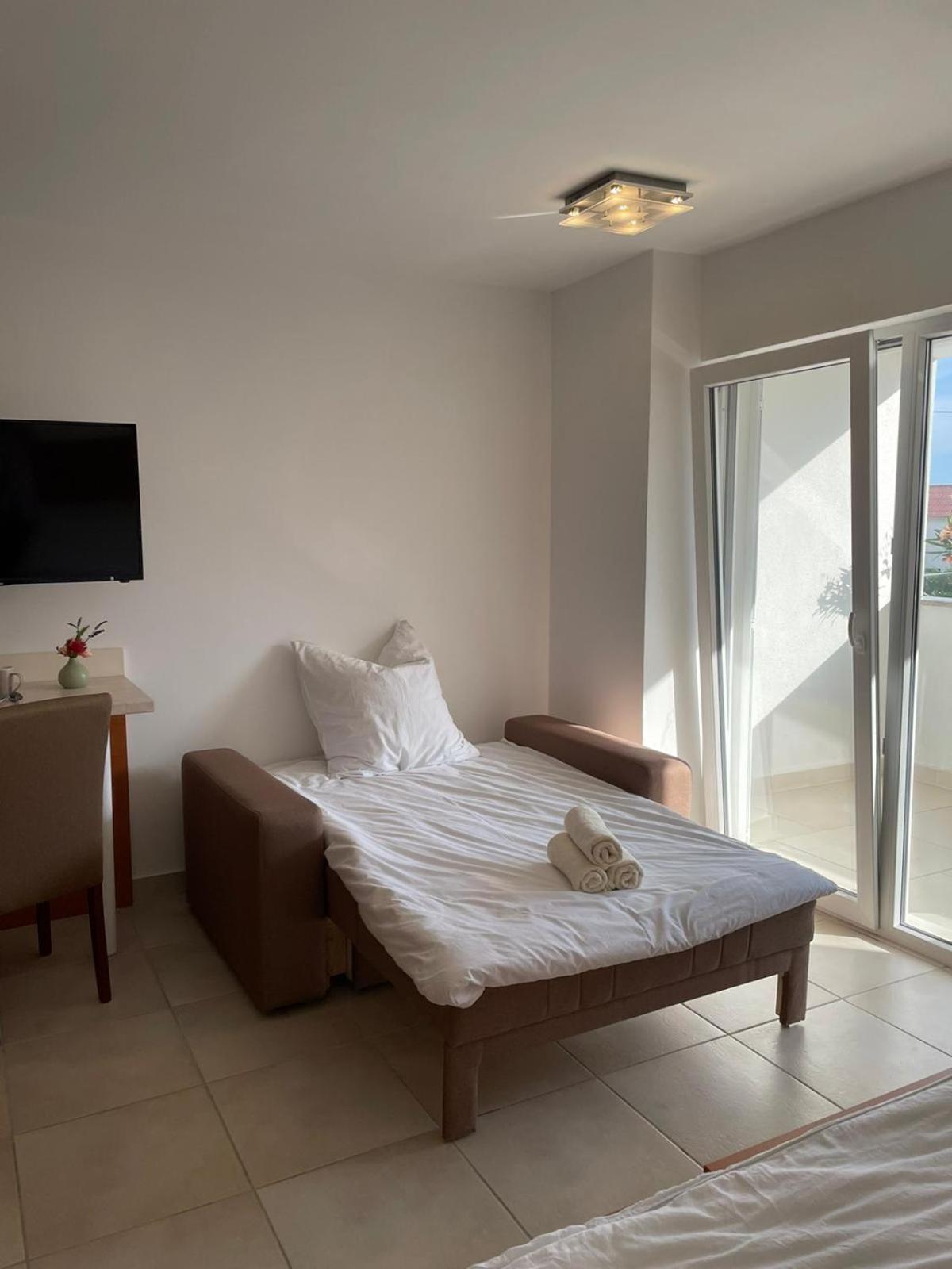 Novalja Apartments By Nena Ngoại thất bức ảnh