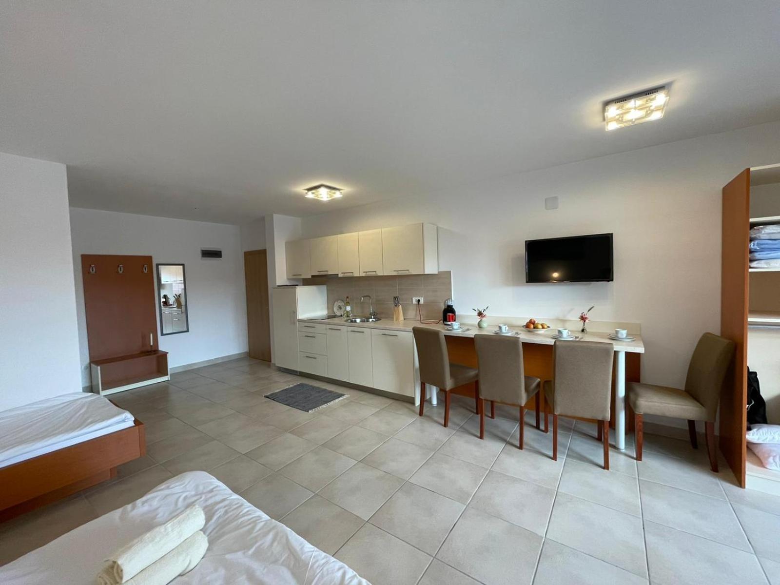 Novalja Apartments By Nena Ngoại thất bức ảnh